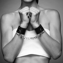 BIJOUX INDISCRETS - MAZE POLSINI LARGI NERO