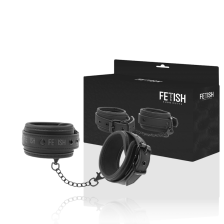 FETISH SUBMISSIVE - PUNHOS...