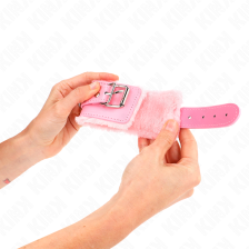 KINK - POLSINI IMBOTTITI IN PELLICCIA ROSA CON CINTURA ROSA REGOLABILE 17-29 CM X 6 CM