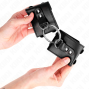 KINK - FIXED WRIST RESTRAINTS WITH RING AND STUDS ADJUSTABLE BLACK 17-22 CM X 6.5 CM