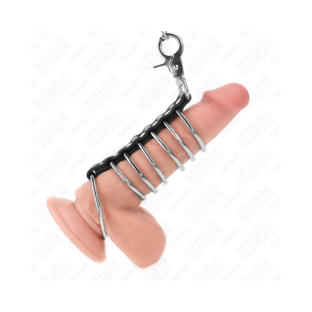 KINK - 7 ANELLI PER PENE IN METALLO DA 3,8 CM A 5 CM COLLEGATI CON PELLE E CATENA IN METALLO 100 CM