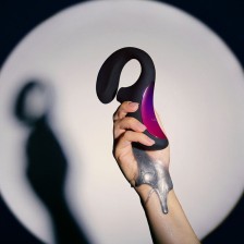 LELO - ENIGMA CRUISE DUPLO ESTIMULAO SONIC MASSAGER PRETO