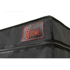 SECRET DOME - KINK CLUB CABINA BUKKAKE PRETO E VERMELHO