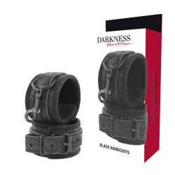 DARKNESS - PUNHOS...