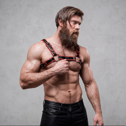 FETISH SUBMISSIVE ATTITUDE - ÖKO-LEDER BRUSTGURT HARNESS HERREN SCHWARZ/ROT