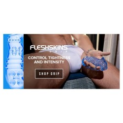 FLESHLIGHT – FLESHSKINS GRIP BLUE ICE MANUAL MALE MASTURBATOR BLUE